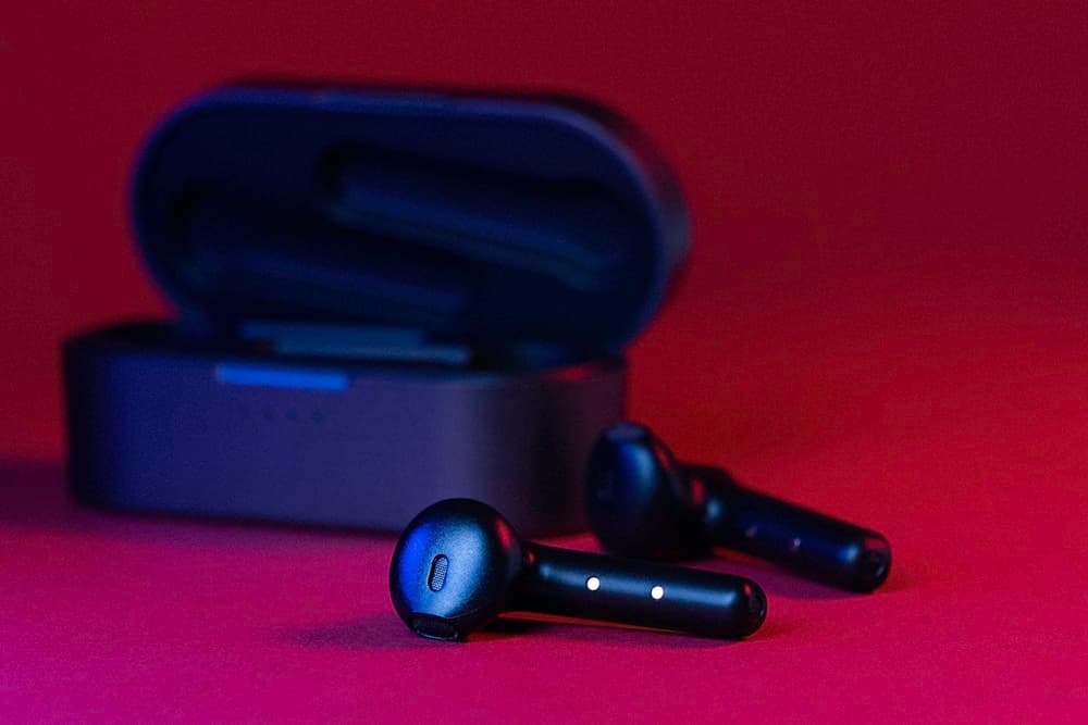 Airwave Wireless Earbuds